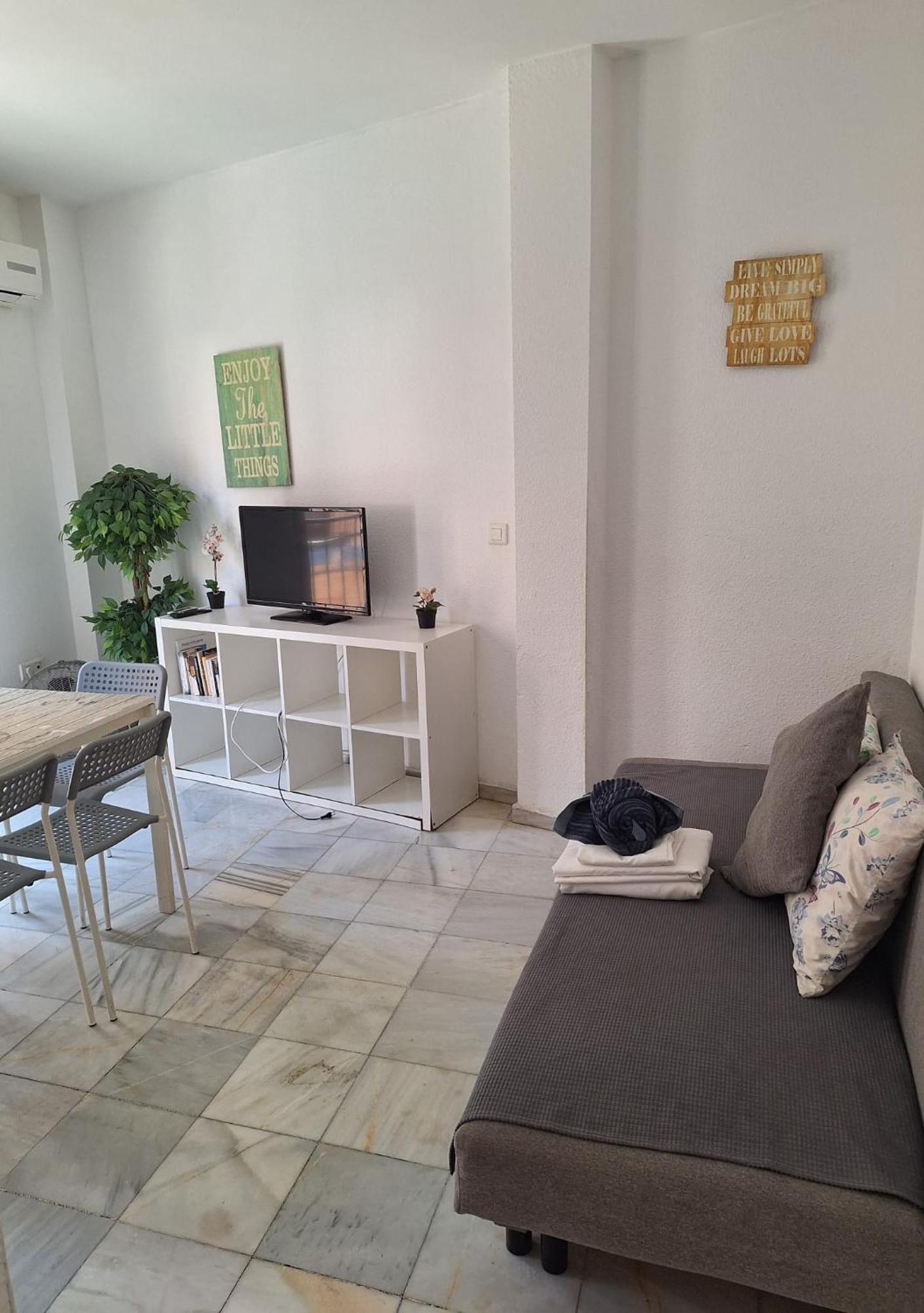 Apartamentos Centro Picasso Malaga Ngoại thất bức ảnh
